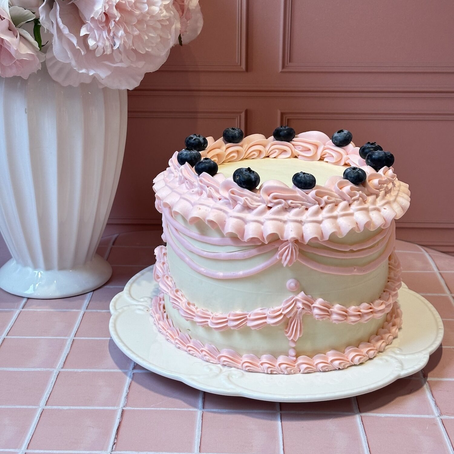 blueberry-vintage-cake-e1754436352946-1 Layer cake blueberry – Image 1
