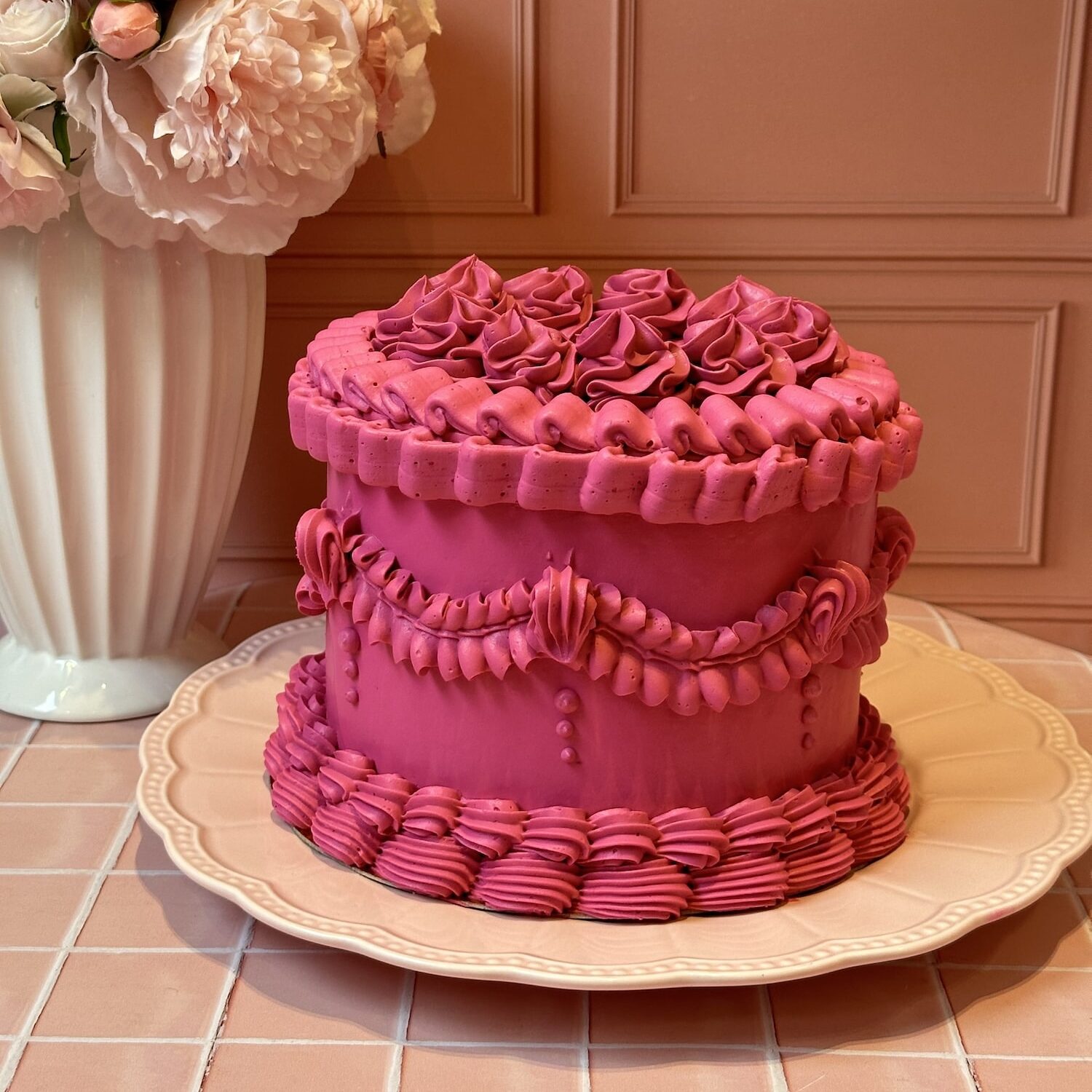 vintage-cake-e1749785610742-1 Vintage Cake – Image 1